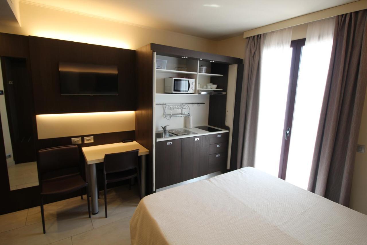 Aparthotel Del Prado Riva Ligure Zewnętrze zdjęcie