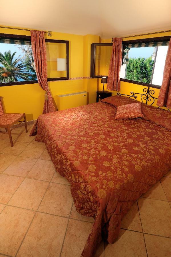 Aparthotel Del Prado Riva Ligure Zewnętrze zdjęcie