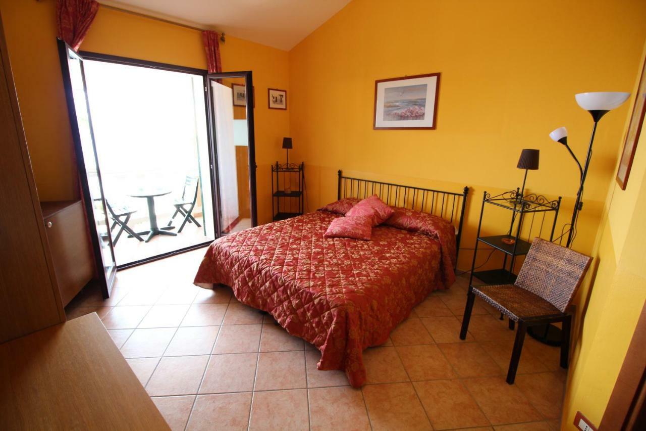 Aparthotel Del Prado Riva Ligure Zewnętrze zdjęcie