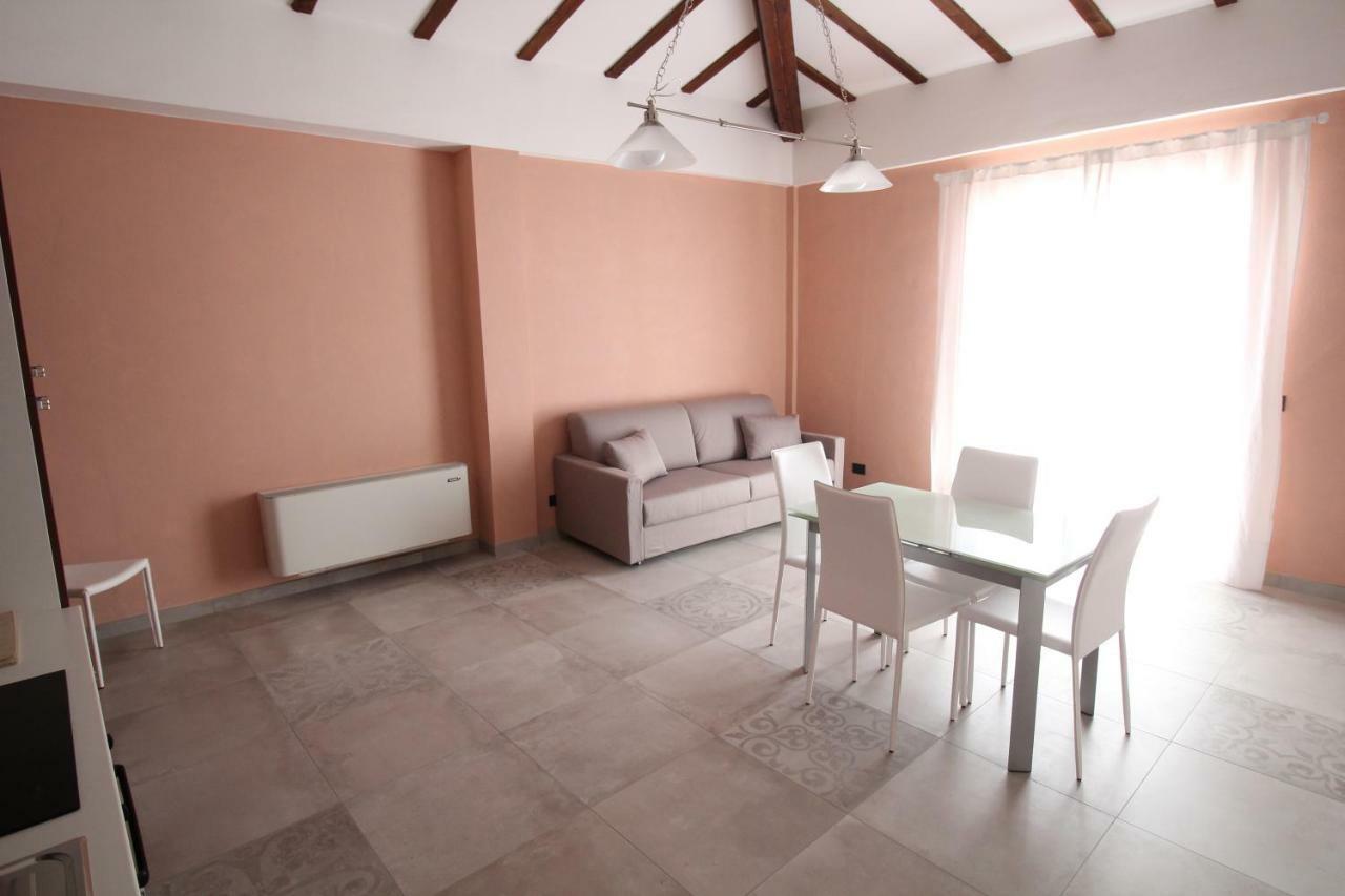 Aparthotel Del Prado Riva Ligure Zewnętrze zdjęcie
