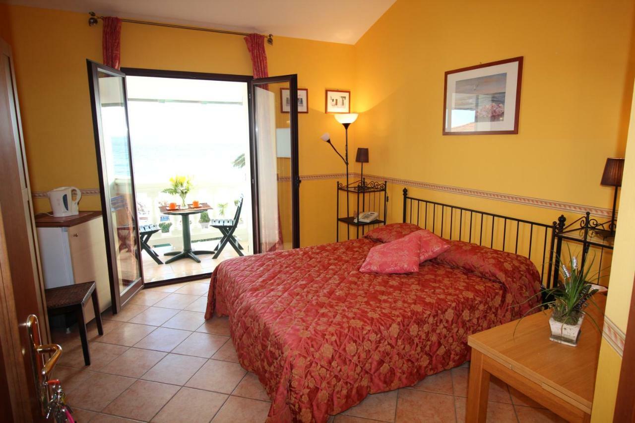 Aparthotel Del Prado Riva Ligure Zewnętrze zdjęcie