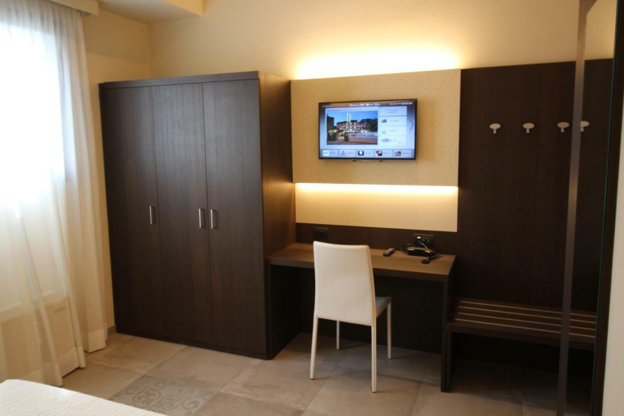 Aparthotel Del Prado Riva Ligure Zewnętrze zdjęcie