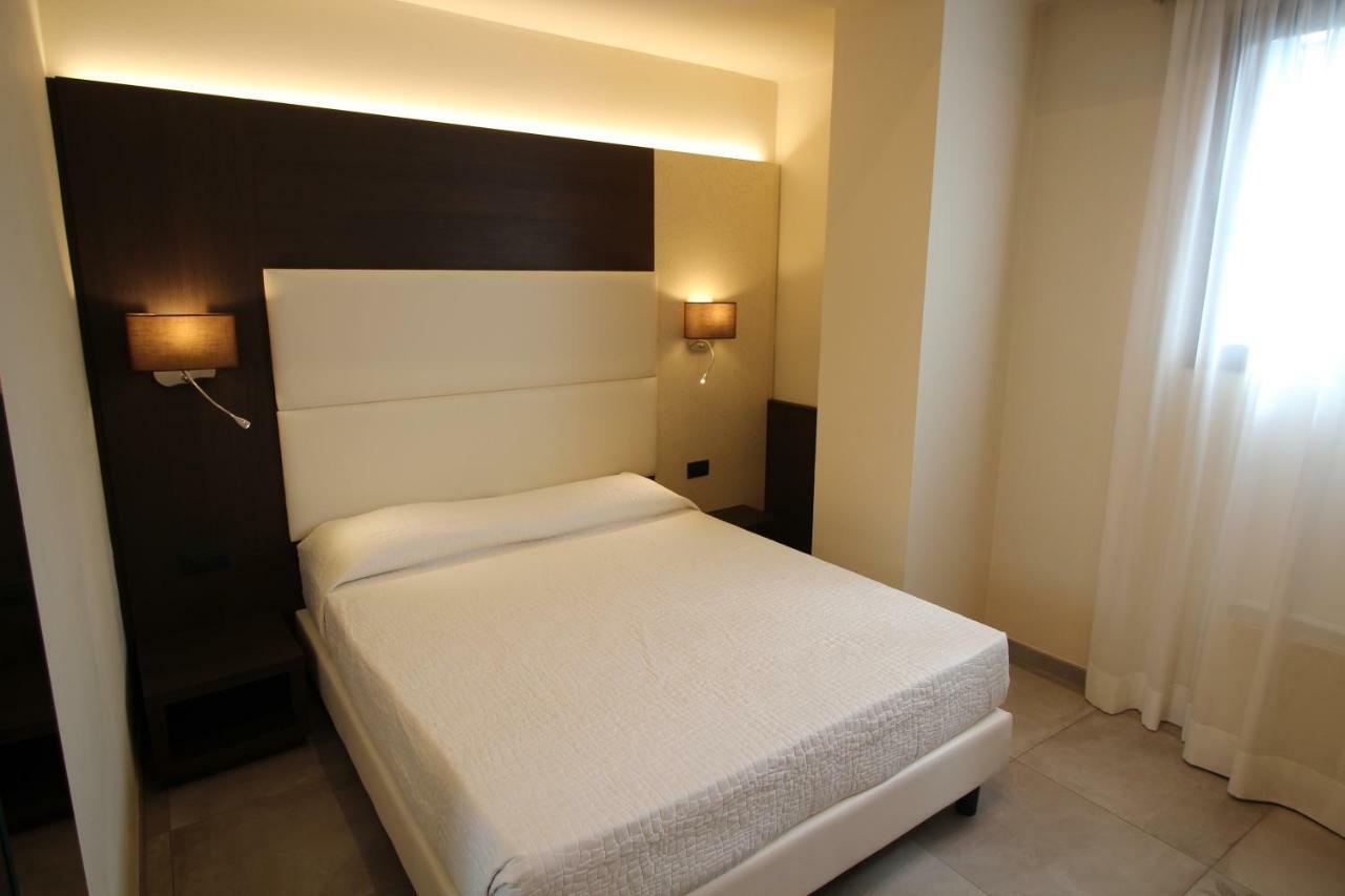Aparthotel Del Prado Riva Ligure Zewnętrze zdjęcie
