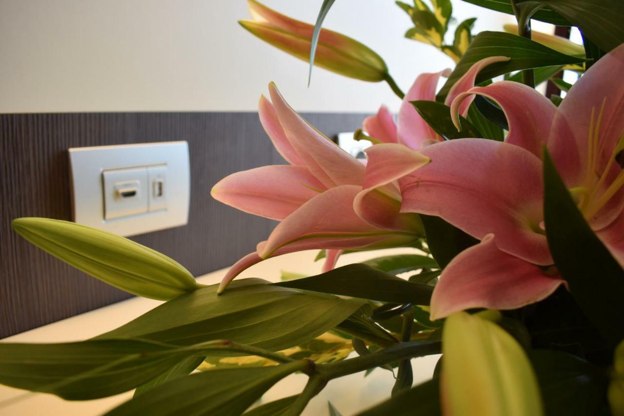 Aparthotel Del Prado Riva Ligure Zewnętrze zdjęcie