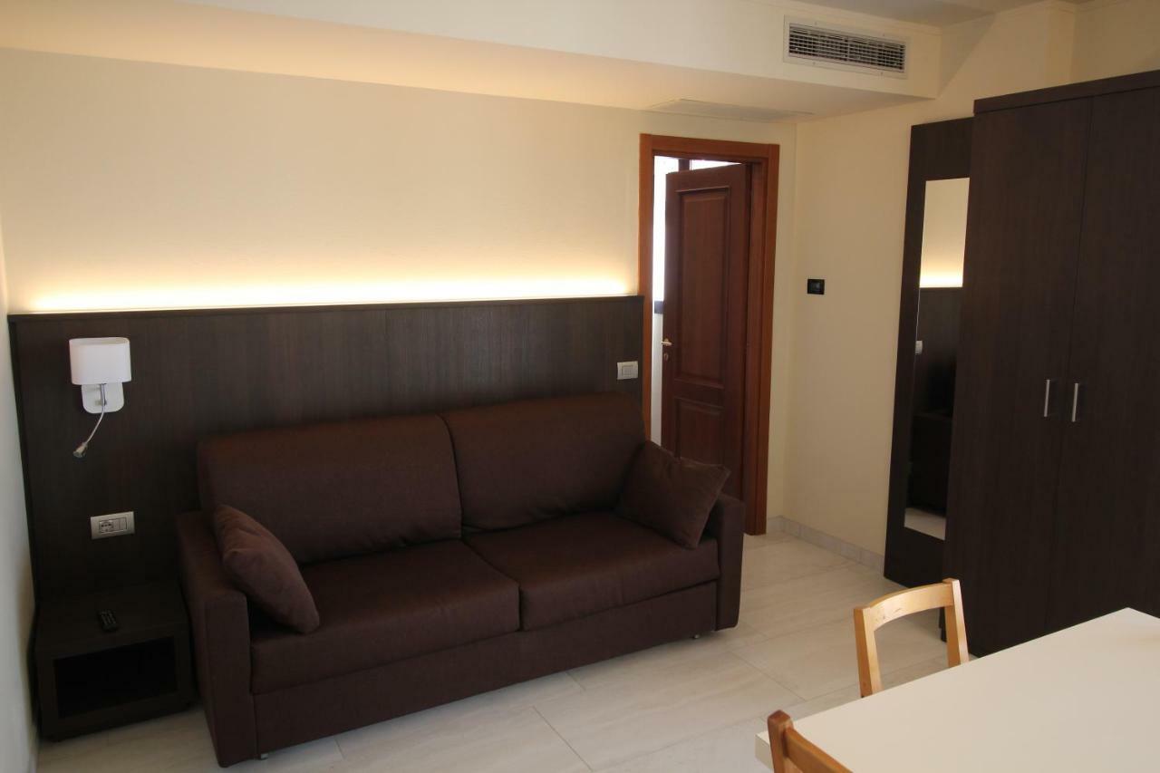 Aparthotel Del Prado Riva Ligure Zewnętrze zdjęcie