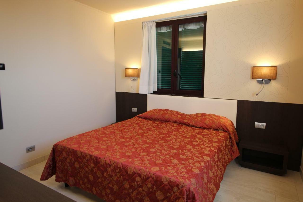 Aparthotel Del Prado Riva Ligure Zewnętrze zdjęcie